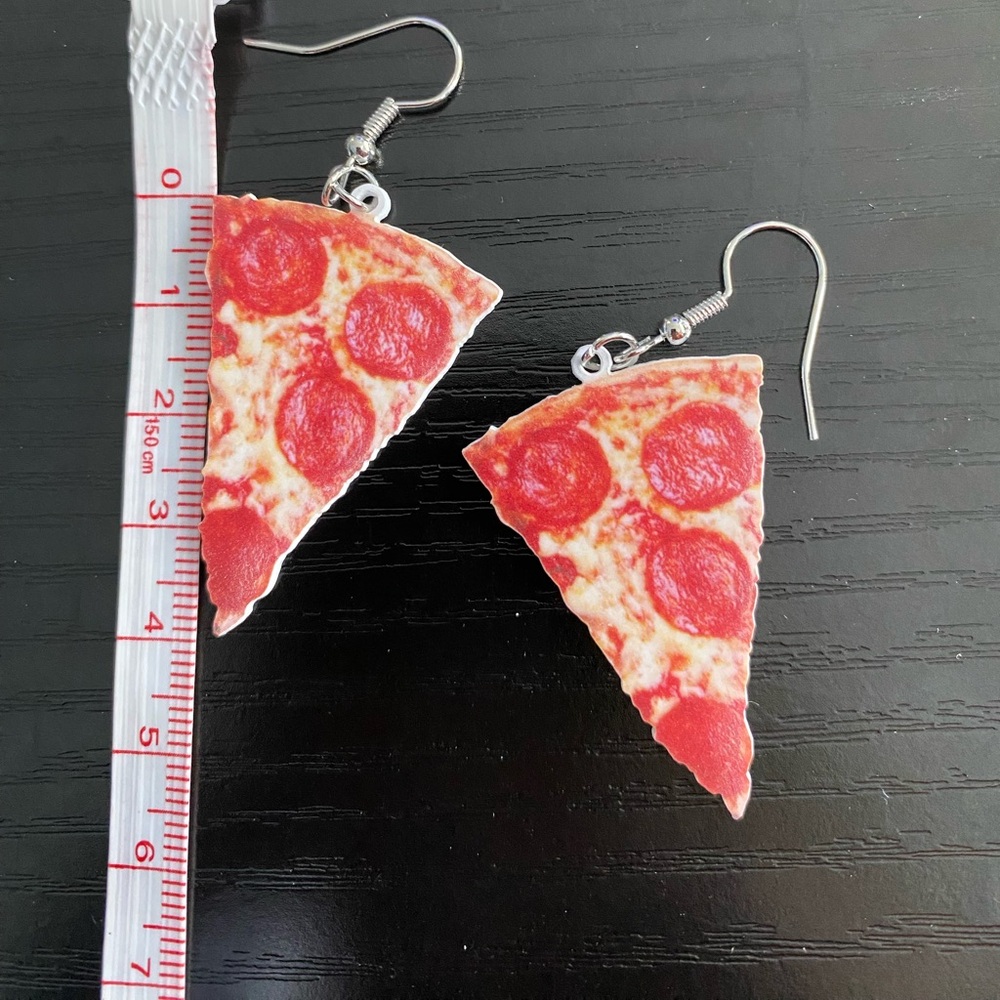 Brand New Giant Pepperoni Pizza Earrings – Perfect for Your Next Pizza Party 🍕 - Picture 4 of 6